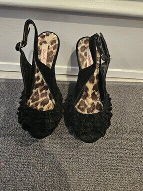 Quipid black velvet wedges with leopard insole. Size 5 or 5 1/2.